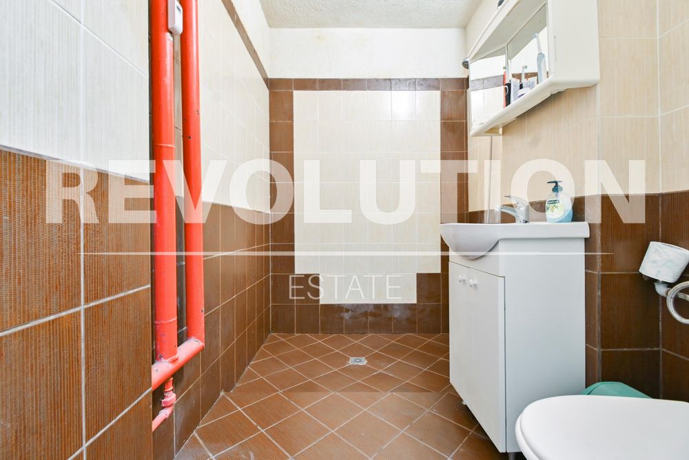 Продава се Тристаен апартамент в София, Младост 1 - 87 кв.м за 1202 €/кв.м - Снимка #7