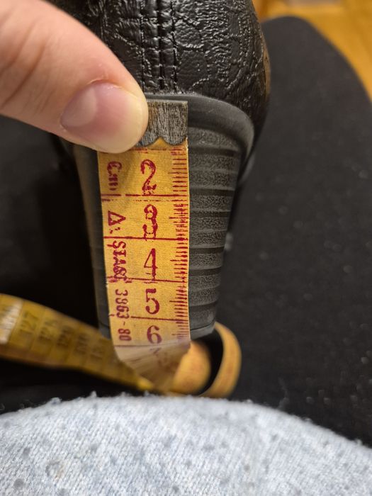 Vând botine negre -cizme-ghetute-Rieker noi mărime 36