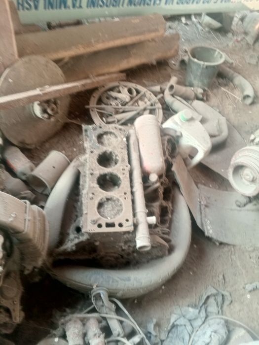 Dizel matori 1.5  Opel kadet Dan yechilgan tamirtalab