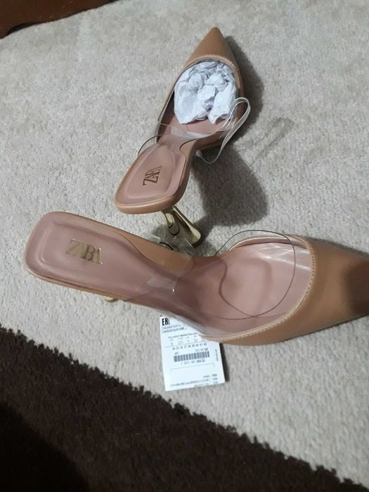 Продам новые туфли