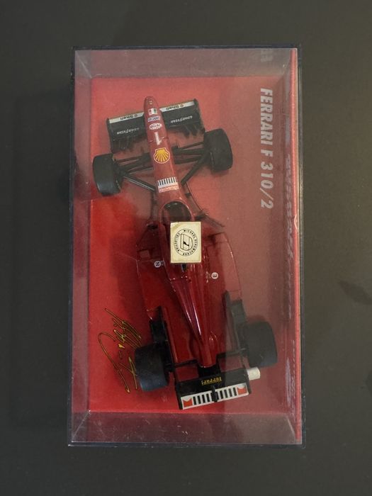 Macheta Ferrari F310/2 Michael Schumacher 1996 Minichamps 1:43 - cu semnătura