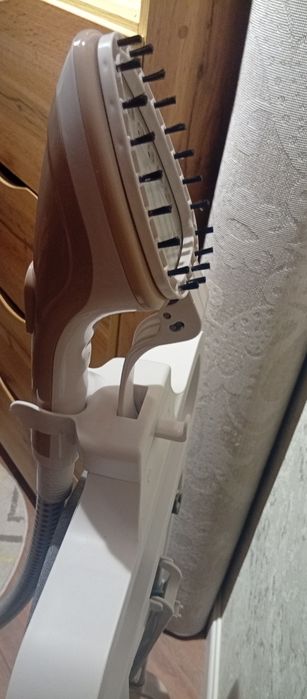 Паровой утюг ARG.