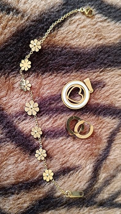 Комплект от стомана и емайл