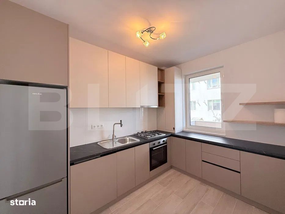 Apartament modern, la cheie, garaj, 44 mp, terasa de 11 mp, zona Centr