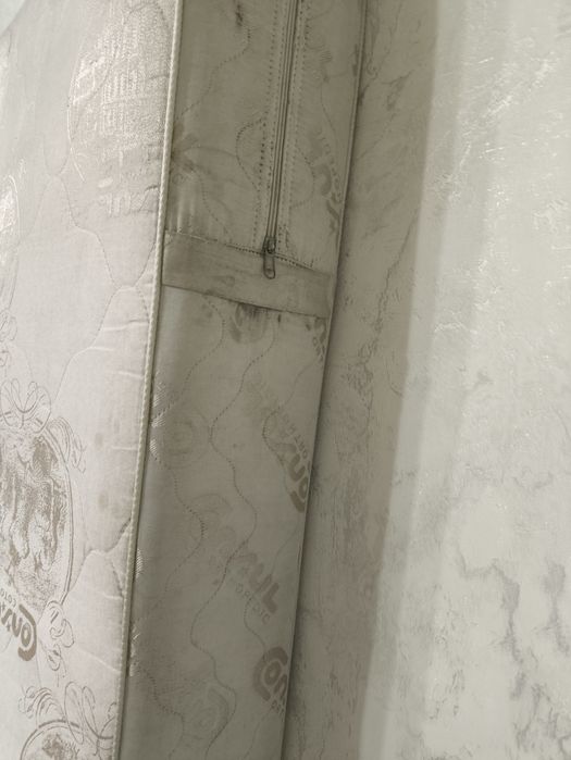 Продам матрас срочно