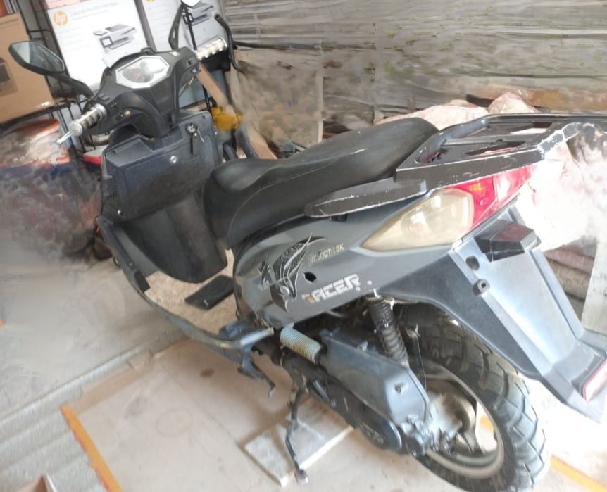 Скутер 50 кубовый