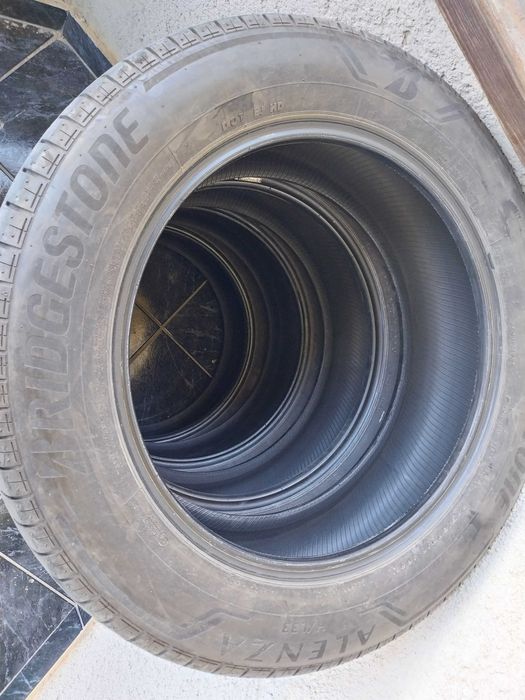Anvelope Bridgestone..225.60.18