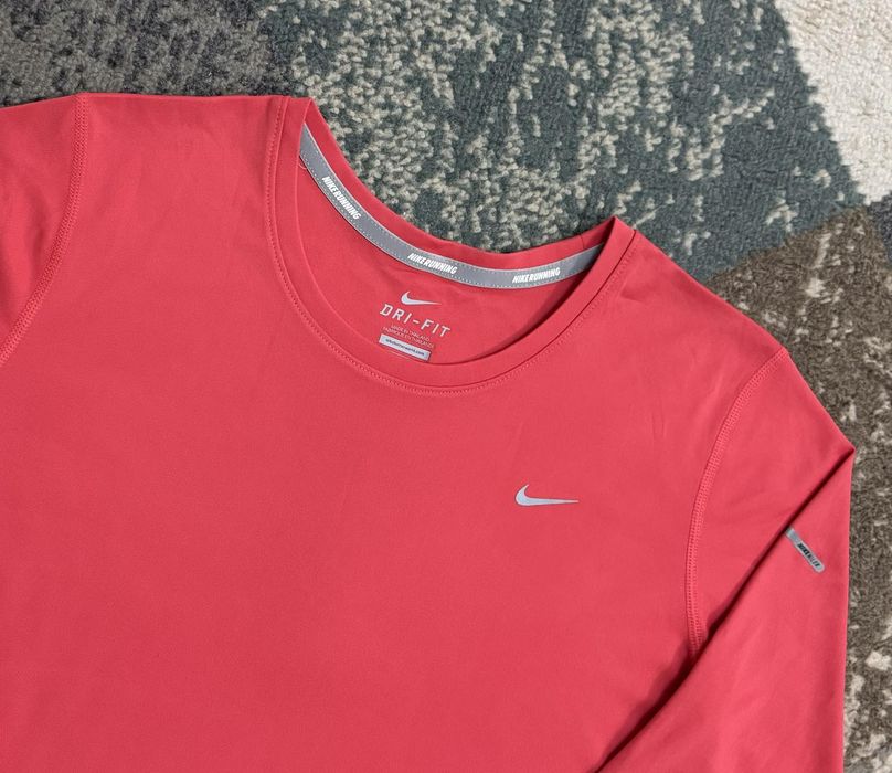 Дамска блузка Nike DRI-FIT