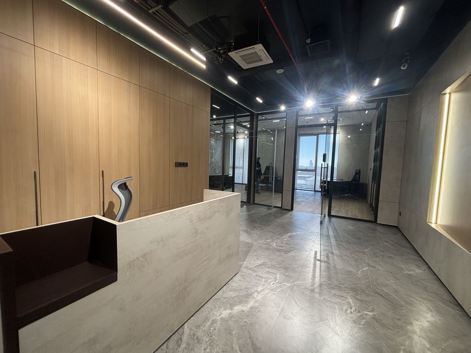 БЦ Trilliant, центр | офис 98 м² | класс А | вид на сквер