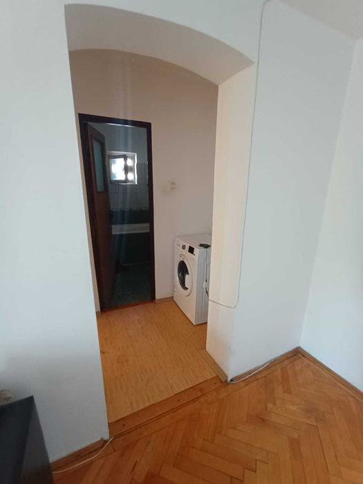Apartament de închiriat