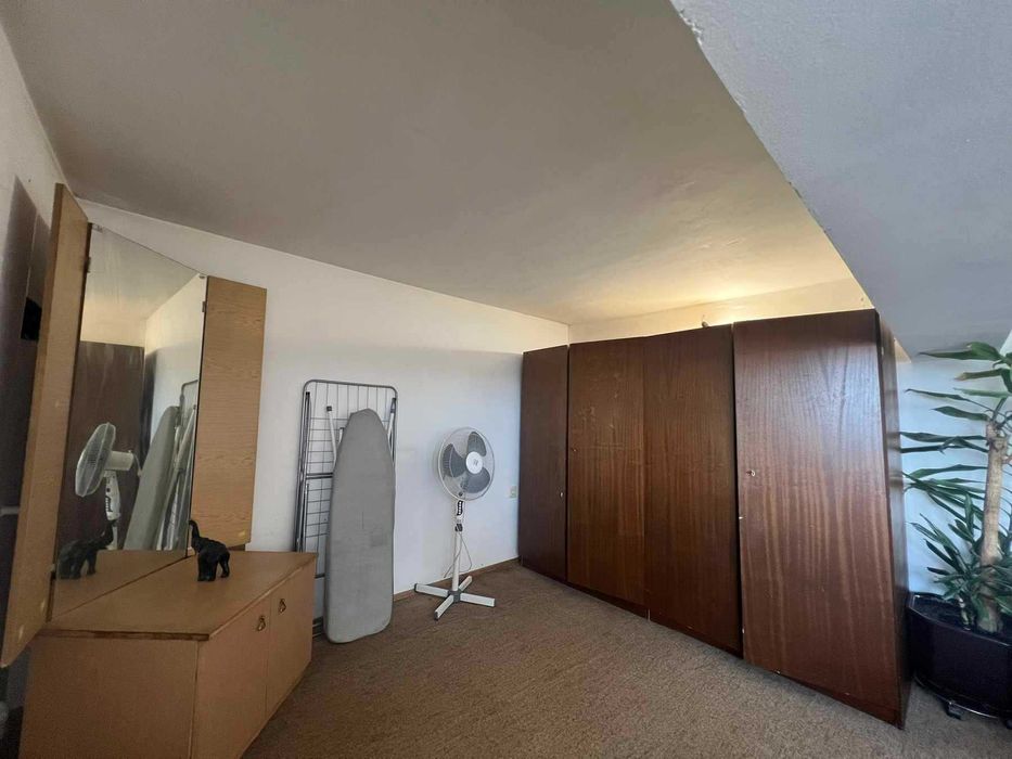 Дава се под наем Едностаен апартамент в София, Гоце Делчев - 50 кв.м за 350 € - Снимка #1