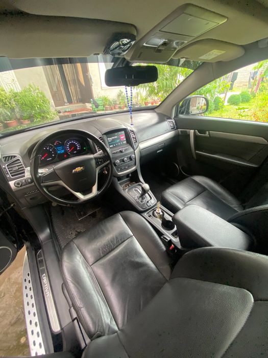 Captiva 4 Black.
