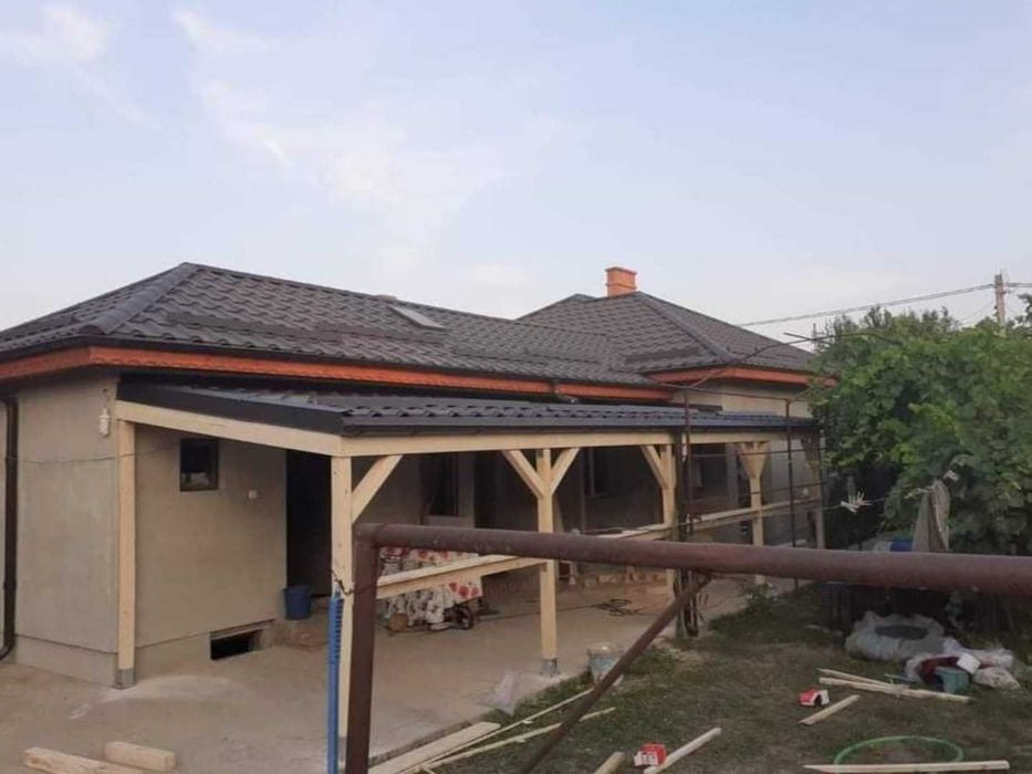 Reparati acoperisuri Blocuri Vile Hale Terase Garaje și montaj