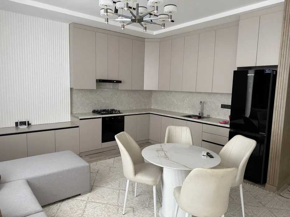 Сдается квартира на Яккасарайском р-оне 2/5/12 ор-р ЖК Зарафшан Сити