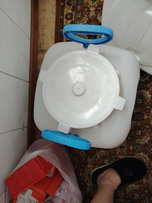 Продам недорого бочки для воды.