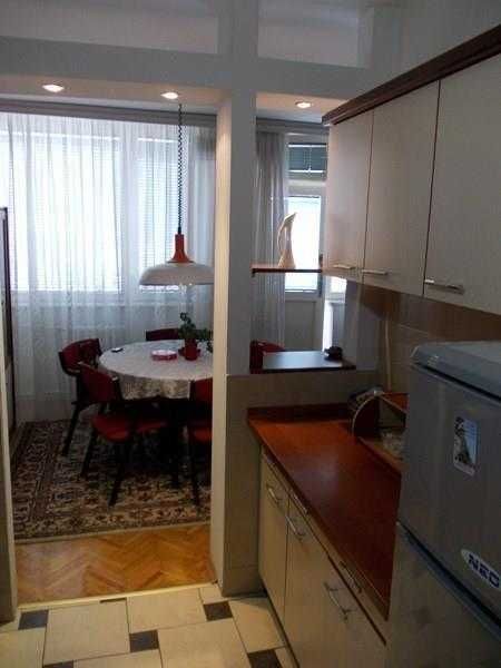 Дава се под наем Двустаен апартамент в София, Младост 2 - 56 кв.м за 408 € - Снимка #2