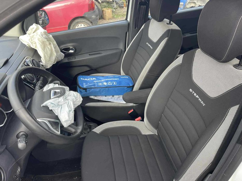 НА ЧАСТИ! Dacia Lodgy STEPWAY 1.5 dCI 116 кс. Navi, 2022 г. Стеупей