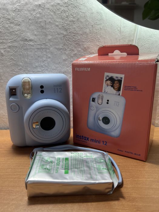 Instax mini 12 с картриджами