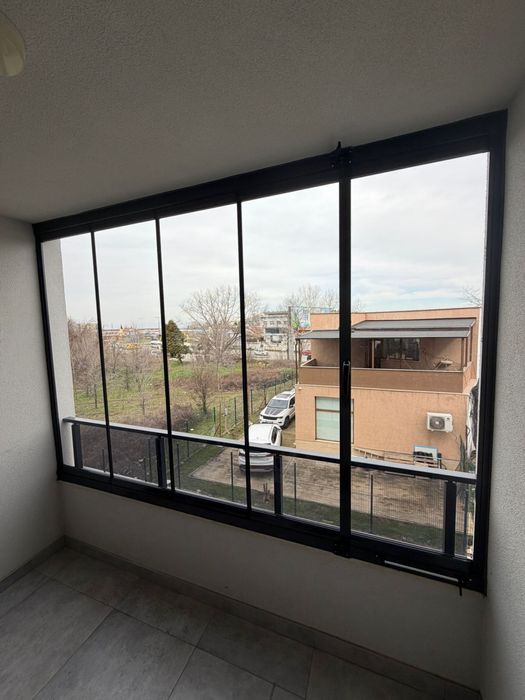 Остъкляване на балкони и тераси тип Хармоника -По Поръчка