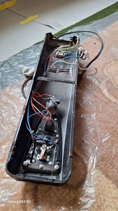 Tent ishlaydi,,zapxhast bor maslenniy pech