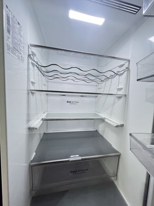 Холодильник в отличном состояние