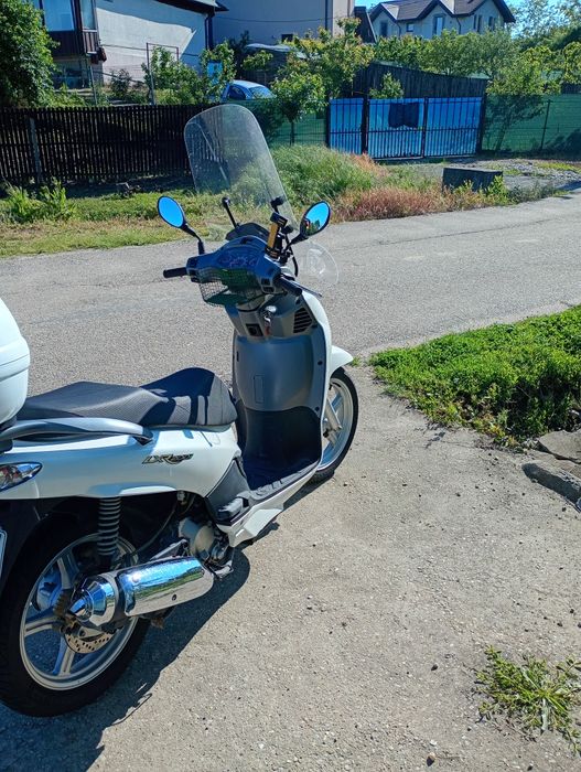 Scuter Peugeot LXR200i
