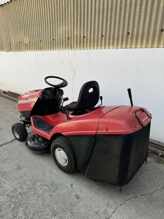 Tractoras de tuns iarba Motec