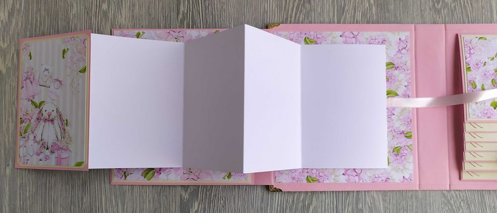 Скрапбук албум "Пухкаво зайче", ръчна изработка /53.51