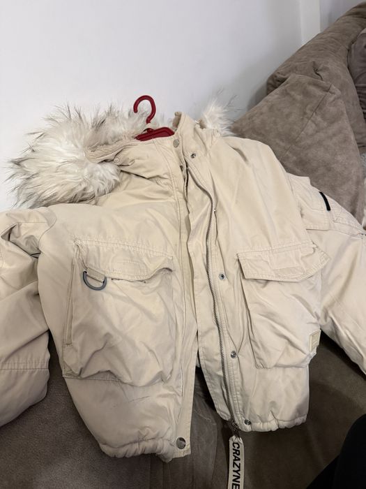 Дамско яке Bershka