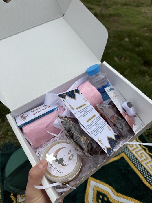 Рамадан бокс для мужчин и девочек