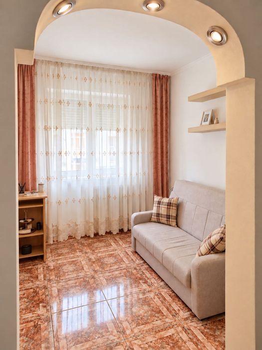 Apartament de vânzare în Craiovita Nouă , 52 m2  tel0763 723 799