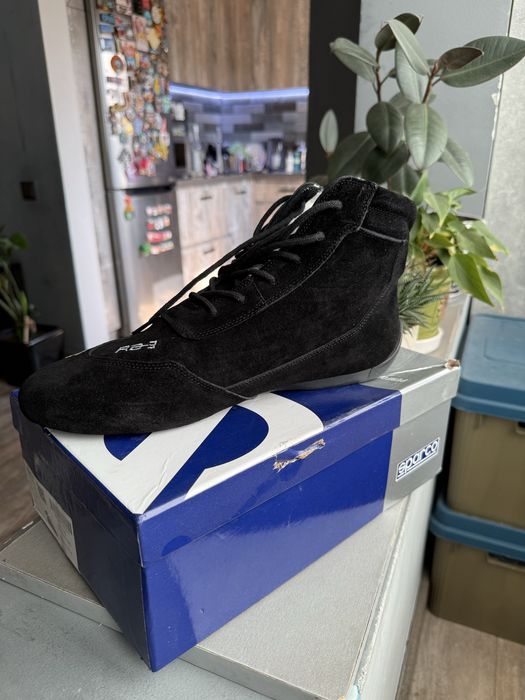 Продам обувь для гонок sparko