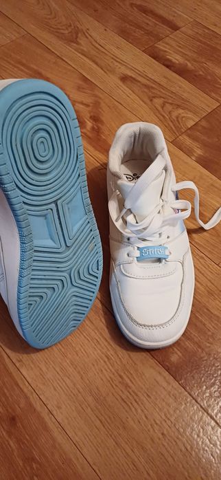 Adidas Disney Stich mărimea 36