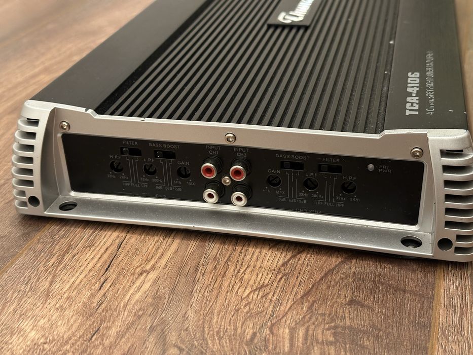 4-канален усилвател Thunder TCA-4106 – Добро състояние
