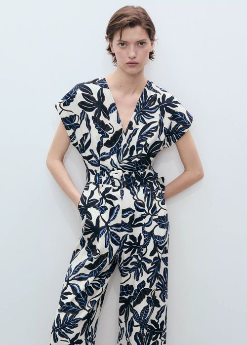MANGO. XS. Льняной комбинезон с поясом