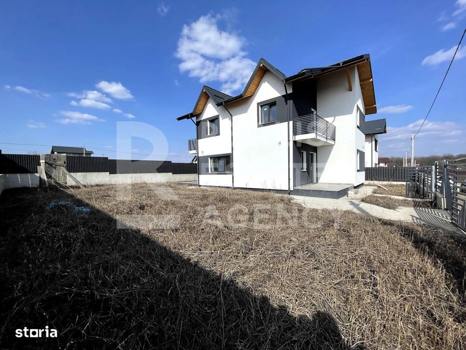 Casă modernă de vânzare, 120 mp utili, teren - 470 mp, Breazu, Iași