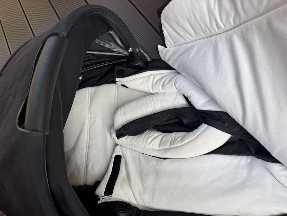 Количка Cybex Priam 4 Chrome  Brown кафява кожа+скеле на седалка