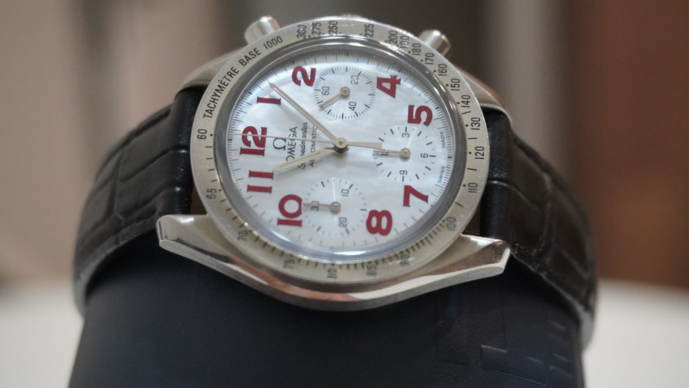Наручные швейцарские часы Omega Speedmaster Reduced