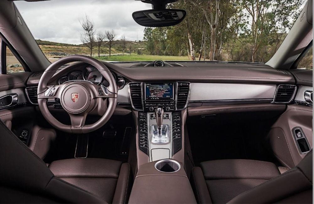 Porsche Panemera 4.8s на части