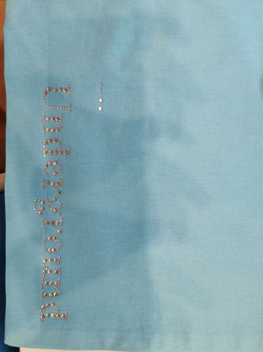 Чанти декорирани с камъни тип Сваровски