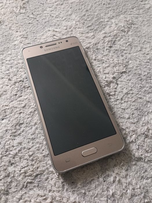 Самсунг Galaxy J2 Prime