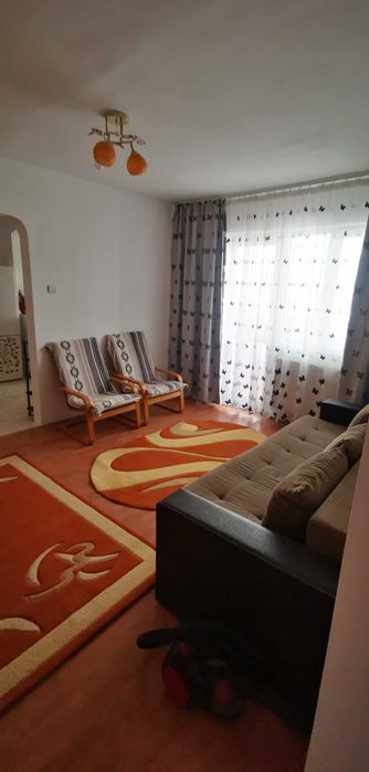 Închiriez apartament cu 2 camere, complet mobilat și utilat. Detalii la tel.07285012233