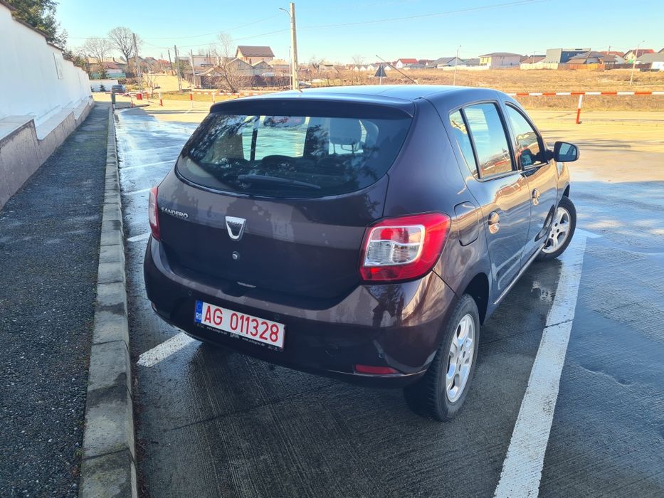 Dacia Sandero-automată-1.5dci 90-an 2016-euro 6-clima-nr rosii-Tbi
