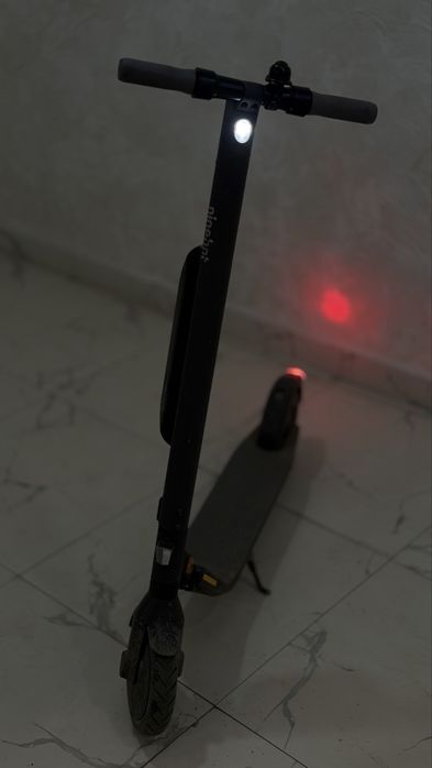 Электросамокат Ninebot