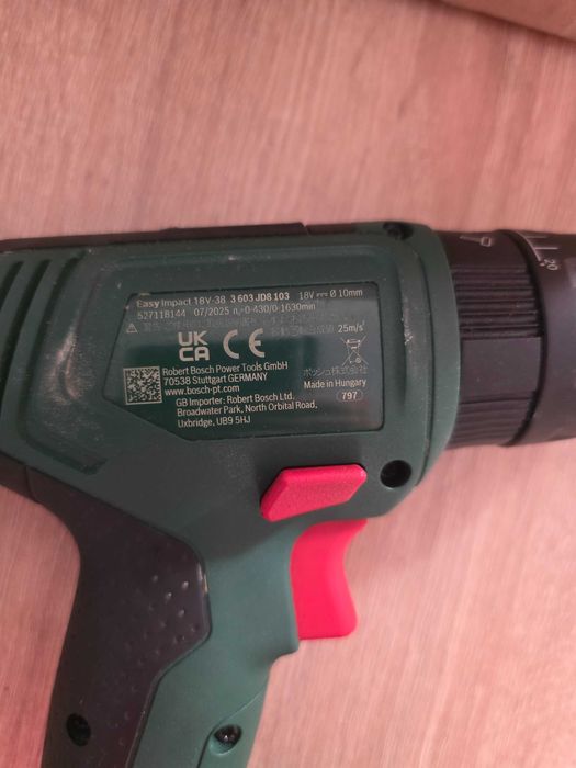 Bormasina de gaurit/surubelniță cu impact fără fir Bosch EasyImpact 18V-38