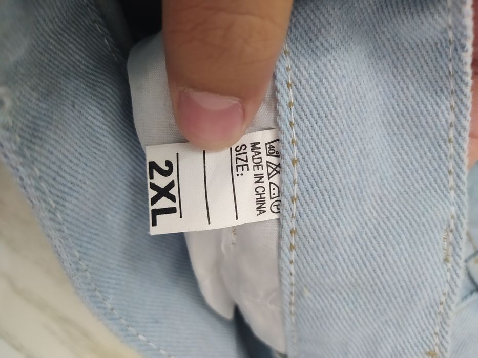 Широкие джинсы маломерка