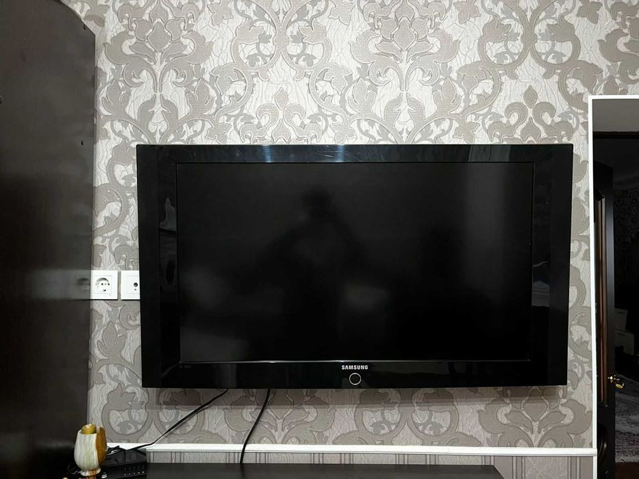 телевизор ЖК Самсунг