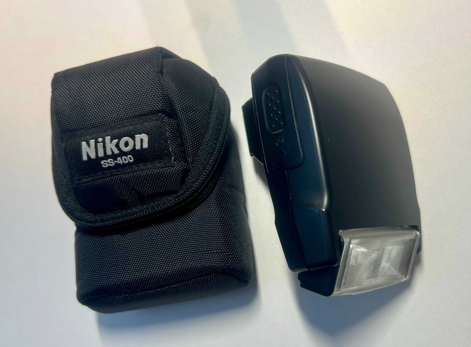 Фотовспышка Nikon Speedlight SB-400
