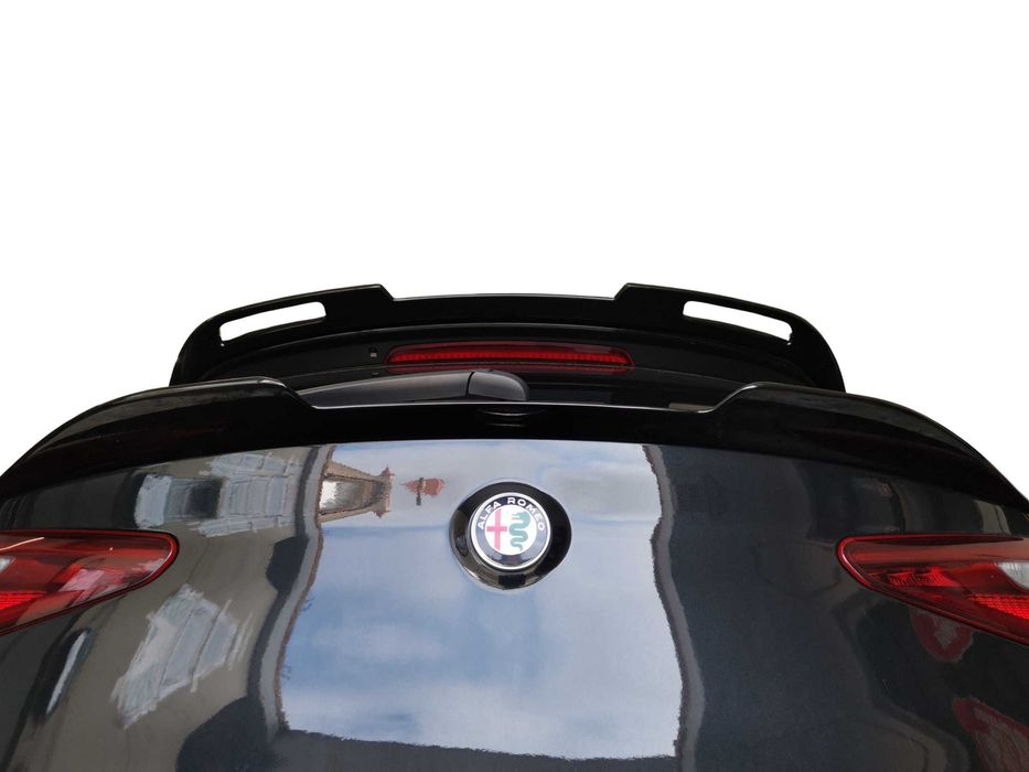 Eleron Portbagaj Alfa Romeo Stelvio - Negru Lucios