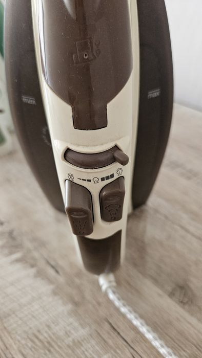 Продам утюги б/у